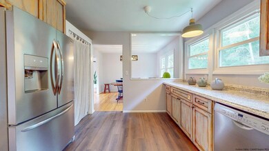 Photo 6