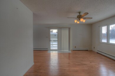 Living Room4