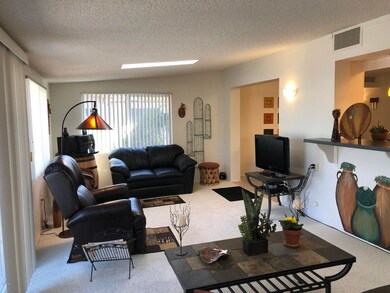 10526 W Kelso Dr, Sun City, AZ 85351 - photo 4