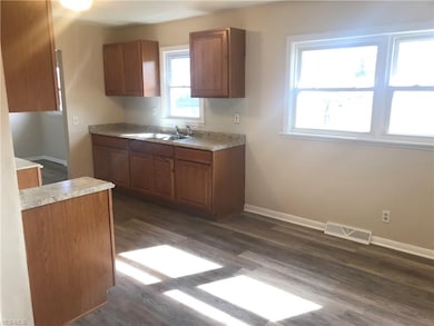 2004 24th St NE, Canton, OH 44705 - photo 4