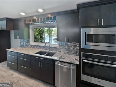 6095 Blackberry Ln, Buford, GA 30518 - photo 6