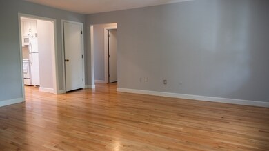 121 Emerson Gardens unit 121, Lexington, MA 02420 - photo 3