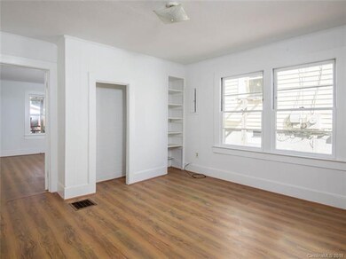 32 Richie St, Asheville, NC 28801 - photo 7