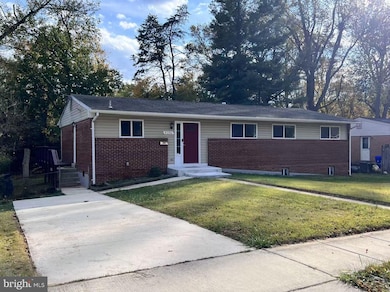 4106 Southend Rd, Rockville, MD 20853 - photo 2