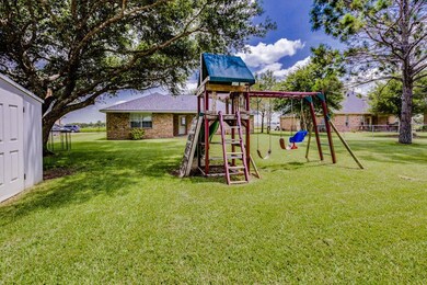 3702 Melvin Ct, Needville, TX 77461 - photo 5