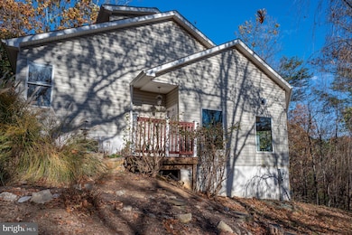 288 Mohawk Ln, Hedgesville, WV 25427 - photo 4