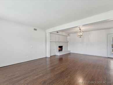 5339 S 32nd West Ave, Tulsa, OK 74107 - photo 5