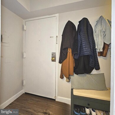 2313 Freetown Ct unit 1B, Reston, VA 20191 - photo 4