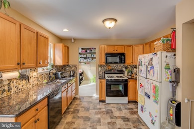 12 Nursery Ct, Glassboro, NJ 08028 - photo 5