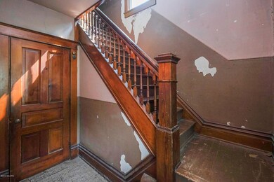 503 Bridge Street-26