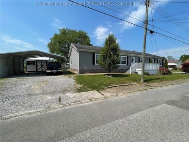 528 21st St, Dunbar, WV 25064 - photo 2