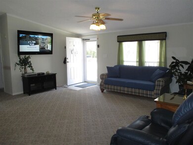 8215 E Lake View Dr, Syracuse, IN 46567 - photo 7