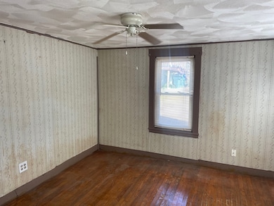 3216 N Main St, Fall River, MA 02720 - photo 2