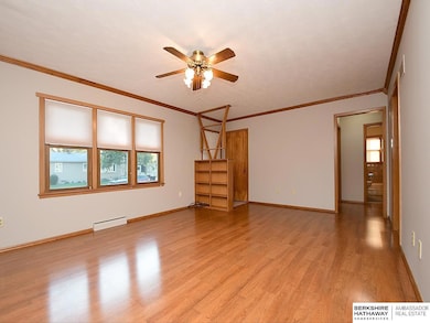 415 N Downing St, Fremont, NE 68025 - photo 4