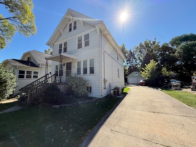 8751 W Maple St, West Allis, WI 53214 - photo 2