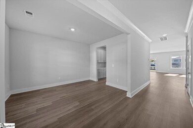 304 Roderick Ln, Greenville, SC 29605 - photo 4