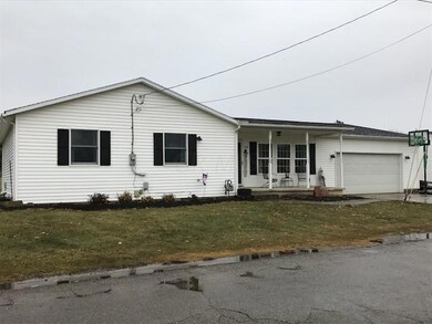 580 Coshocton Ave, Thornville, OH 43076 - photo 2