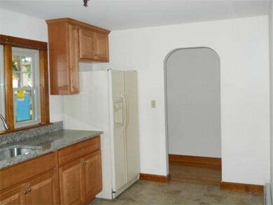 17 Woodland Ave, Milford, MA 01757 - photo 6