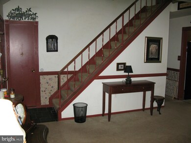 8618 Silver Knoll Dr, Perry Hall, MD 21128 - photo 5