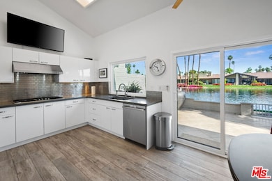 84 Running Springs Dr, Palm Desert, CA 92211 - photo 7