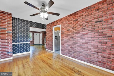 44 Wilfred Ct, Towson, MD 21204 - photo 5