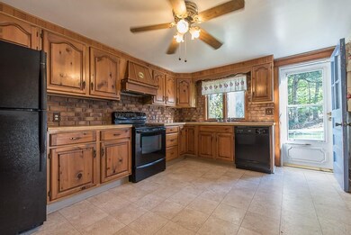 26 Laramee St, West Warwick, RI 02893 - photo 6