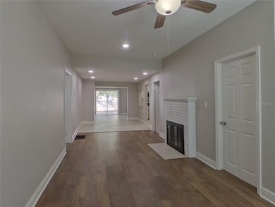 unlisted-address, Saint Petersburg, FL 33703 - photo 3