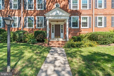 3079 S Buchanan St unit C1, Arlington, VA 22206 - photo 3