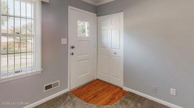 5610 Idlewood Ln, Louisville, KY 40291 - photo 5