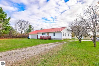 1364 N Lehman Rd, Twining, MI 48766 - photo 3