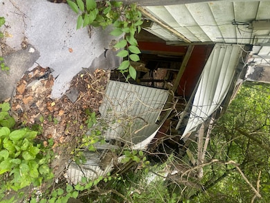 775 Eustace Ave, Fort Thomas, KY 41075 - photo 3