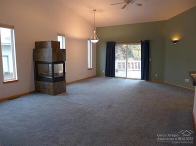 20080 Jessica Ct, Bend, OR 97702 - photo 2