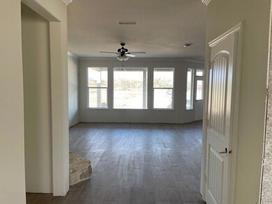 2021 Liberty Ct, Weatherford, TX 76088 - photo 2