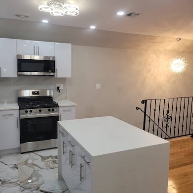 gateway blvd and New Haven, Far Rockaway, NY 11691 - photo 3