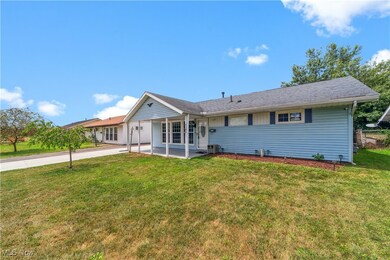 4308 Meadow Ln, Lorain, OH 44055 - photo 2