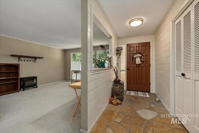 1380 E Cerramar Ct, Eagle, ID 83616 - photo 4