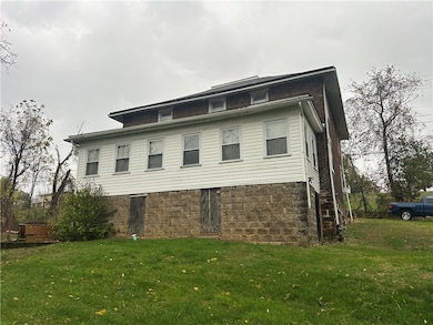 3022 Richey Rd, Connellsville, PA 15425 - photo 3