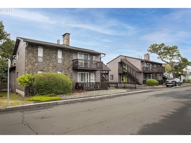 1265 Beach Dr, Seaside, OR 97138 - photo 4