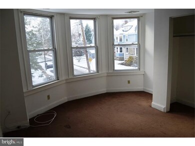 96 Mckinley Ave unit 2ND FL, Lansdowne, PA 19050 - photo 2