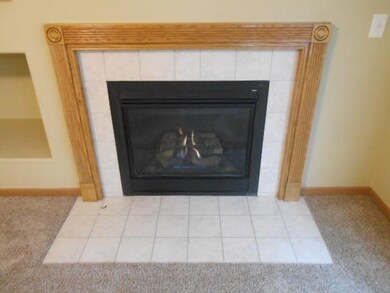 3137 Gallant Dr, Columbus, OH 43232 - photo 4