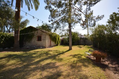 GARAGE / WORKSHOP