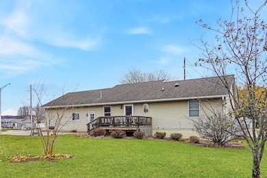 1333 East Ave N, Onalaska, WI 54650 - photo 2