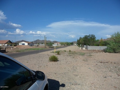 VIEW EAST STREETSCAPE