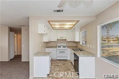 955 W Devonshire Ave unit C, Hemet, CA 92543 - photo 3