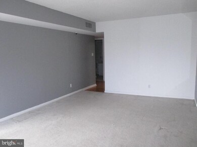 Racquet Club Condominium unit 1103, Hyattsville, MD 20783 - photo 7
