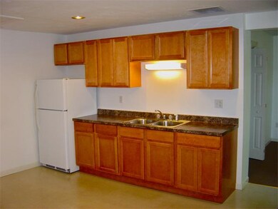 282 Main St unit 2W, Spencer, MA 01562 - photo 4