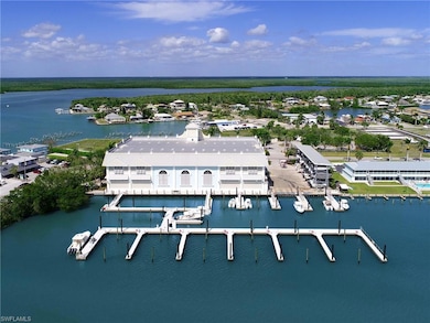 250 Capri Blvd, Naples, FL 34113 - photo 2