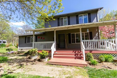 11440 Blackwell Rd, Central Point, OR 97502 - photo 3