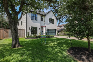 943 W 42nd St, Houston, TX 77018 - photo 2