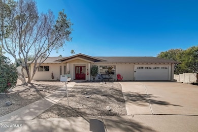 2-web-or-mls-N 22nd Pl-002